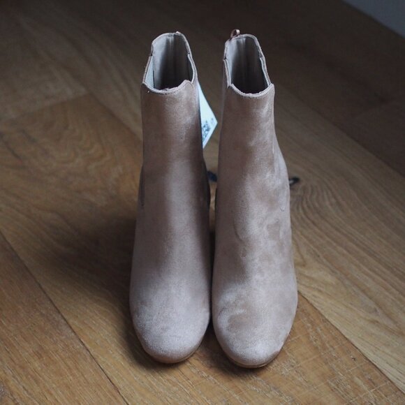 H&M | NWT Faux Suede Tan Ankle Boots - Picture 4 of 6